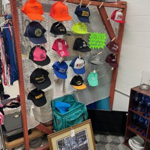 Booth Divider Frames - Qty 4 Red (Lot 021)