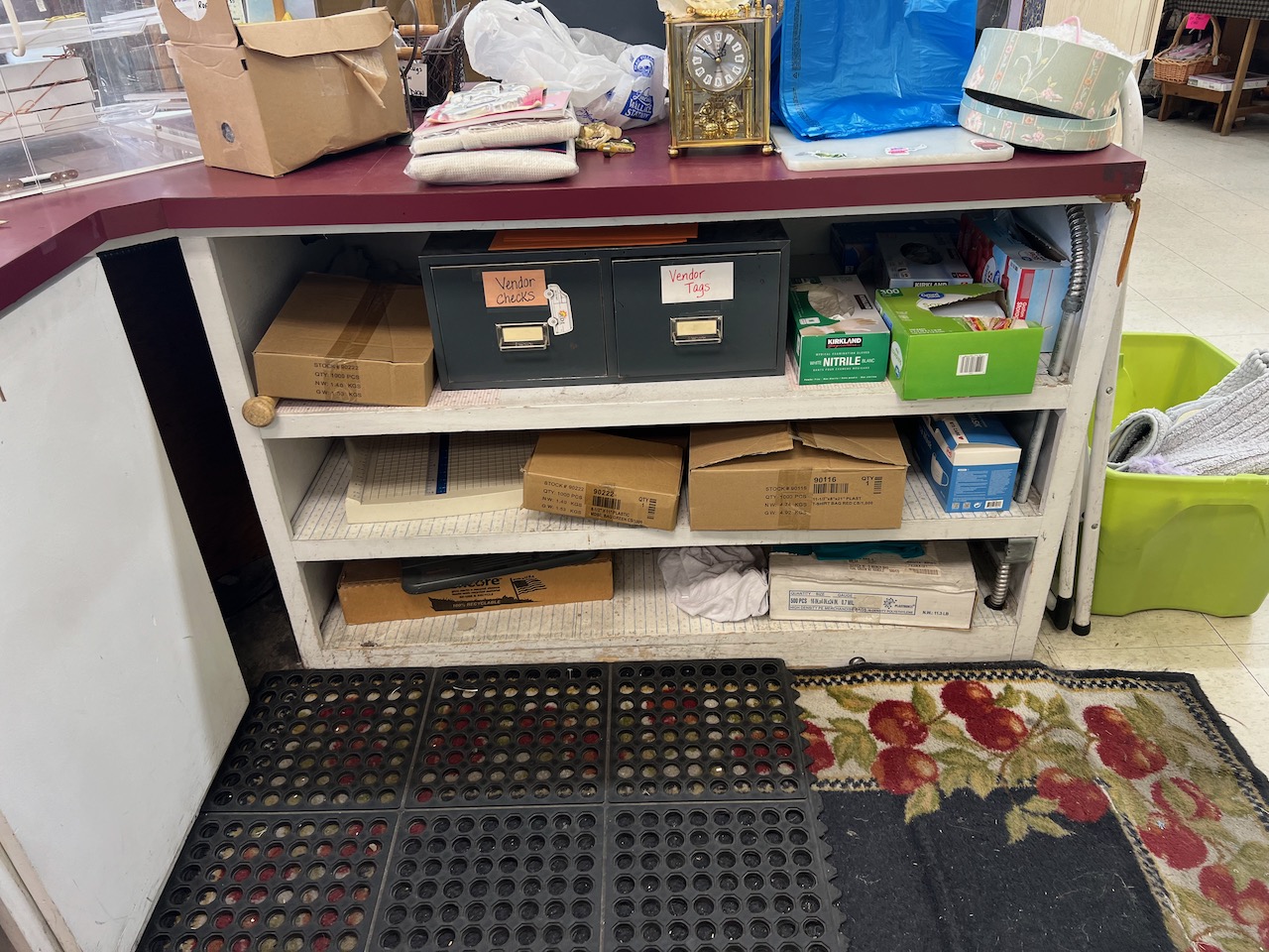 L-shaped Retail Front Counter - Image 5