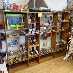 Solid wood open back display shelf